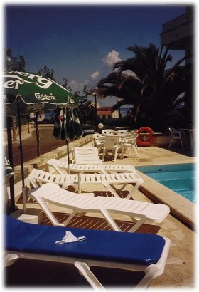 This is the life.  Getting well Brown, just like mummy used to do to me!